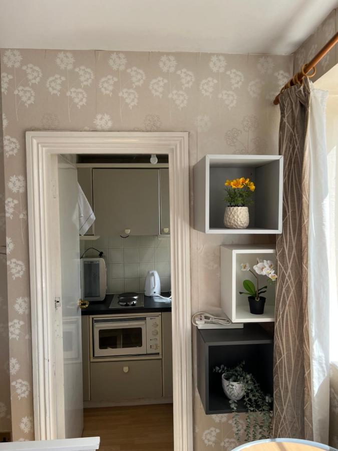 Super Located Studio In South Ken At Chelsea Cloister Лондон Екстер'єр фото