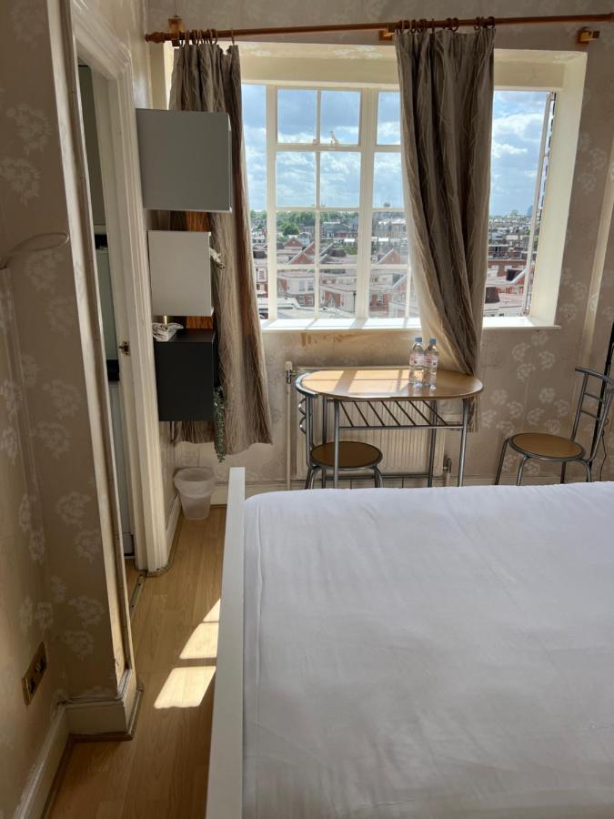 Super Located Studio In South Ken At Chelsea Cloister Лондон Екстер'єр фото